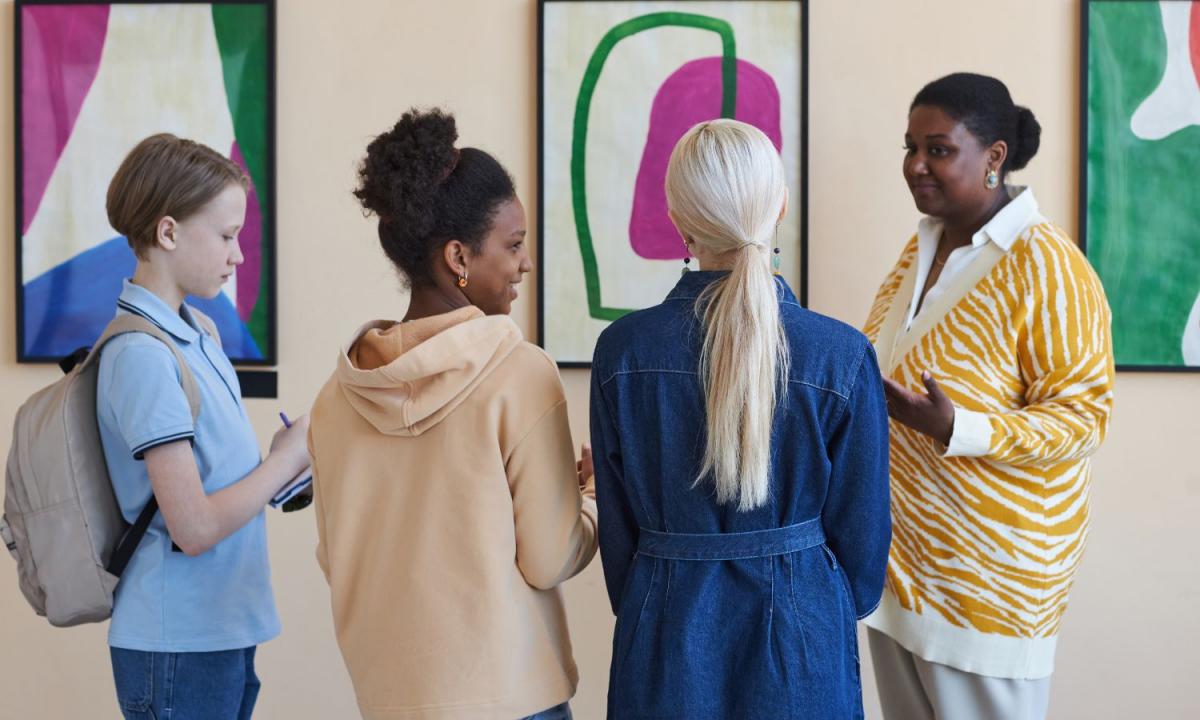 Führung durch eine Ausstellung