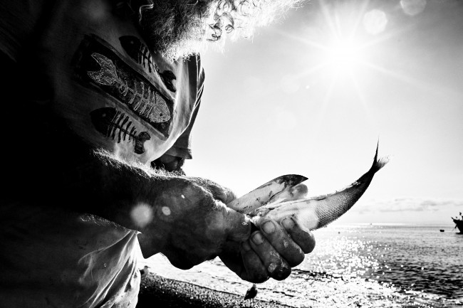Fischer vor Stromboli von Leonard Rössert
